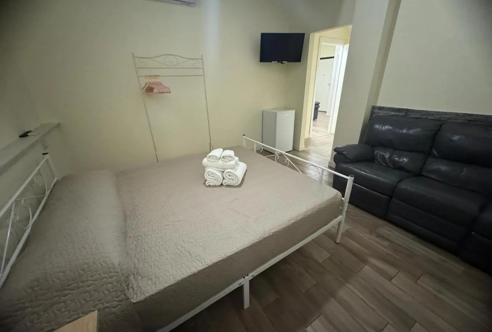 Park 20 Guest House Azzate Italy